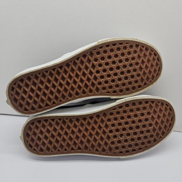 VANS Classic Slip On Galaxy Canvas Low Top Skate Shoes Womens Size 7.5 - Picture 6 of 7